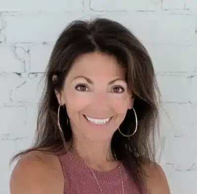 Beth Januzzi Underhill